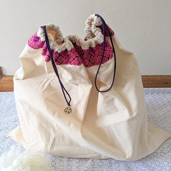 Tory Burch Robinson mini tote bag - Picture 14 of 16